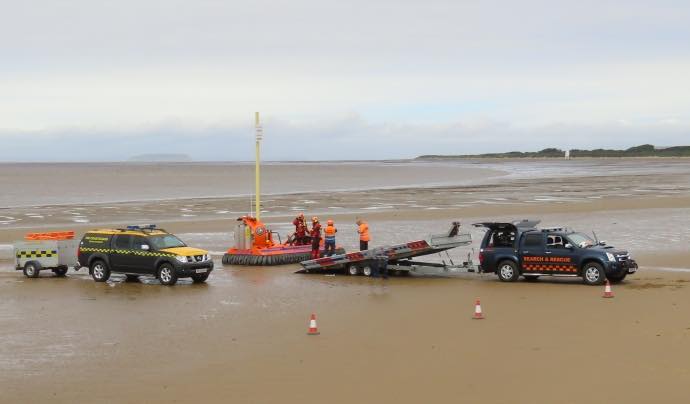 #08 – DOG IN MUD – BURNHAM BEACH – 2025-05-29